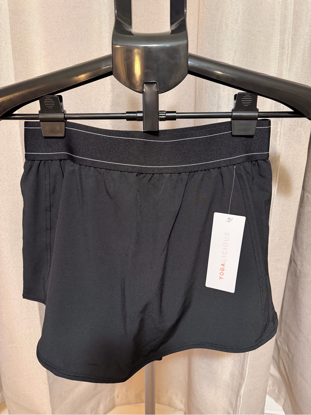 Yogalicious Black Flowline Athletic Skort